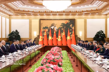 越共中央总书记、国家主席苏林与中共中央总书记、国家主席习近平举行会谈。图自越通社