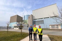 越南驻奥地利兼驻斯洛文尼亚大使武黎泰黄参观克尔什科核电站。图自越通社