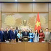 越南与美国加强教育培训合作。图自越通社