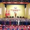 越共第十届中央委员会亮相。图自越通社