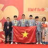 4名越南学生在门捷列夫国际化学奥林匹克竞赛中全部夺牌。图自越通社