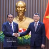 越南政府总理黎明兴会见马来西亚国防部长穆罕默德·哈立德·努尔丁。图自越通社