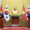 越共中央总书记、国家主席苏林与韩国总统李在明向媒体记者通报会谈结果。图自越通社