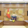 越南国会副主席阮鸿延在河内会见欧盟商会代表团。图自越通社