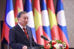 越共中央总书记苏林在宴会上发言。图自越通社