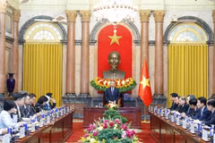 越共中央总书记、国家主席苏林在主席府会见来越出席2026年东盟未来论坛的各国代表团团长、专家学者以及国际组织代表。图片来源：越通社