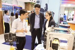 为配套工业“加油助力”
