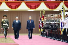 当地时间10月9日上午，朝鲜在平壤体育馆隆重举行仪式，欢迎越共中央总书记苏林率领越南高级代表团对朝鲜进行国事访问。图自越通社