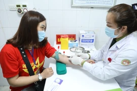 新冠疫苗—助力人类长期且有效防控疫情的“武器”：为防疫力量和人民群众尽早接种疫苗作出不懈努力（二）