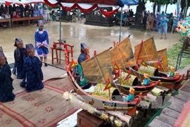 广义省李山岛县举行“黄沙兵替身祭礼”