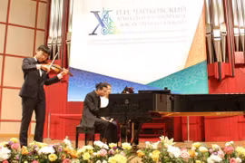 越南小提琴“神童”在柴可夫斯基国际青少年音乐比赛获佳绩