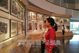 第二届国际水彩画展在河内开展