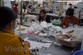 新冠肺炎疫情：促进供应链结构重组 努力复苏东盟经济