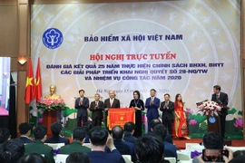 越南社会保险公司努力提高人民群众的满意度