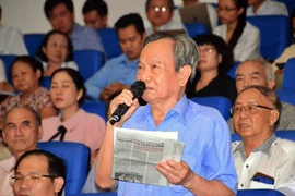 胡志明市选民希望反腐工作做得更严更深更实