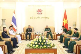 阮志咏上将会见外国客人
