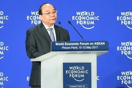 越南政府总理阮春福出席WEF Davos 2019: 巩固有利于国家发展的国际环境