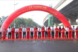 河内市三号环城公路项目一期工程梅易-升龙桥路段正式通车