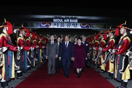 阮春福韩国之行圆满结束