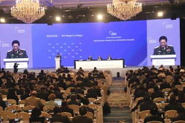 2019年香格里拉对话：越南防长吴春历支持以和平对话方式解决争端