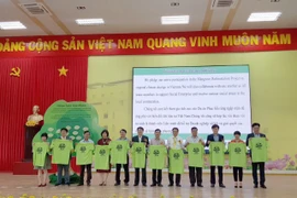 茶荣省：携手应对环境问题