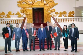 阮春福总理：越南鼓励外国投资商对能源开发领域进行投资