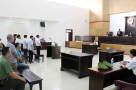 潘文英武及四名同案犯案件：两名被告获得减刑
