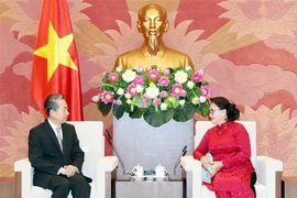 越南国会主席阮氏金银会见中国驻越大使熊波