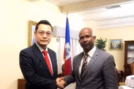越南和海地两国共同提升双方合作层次和水平
