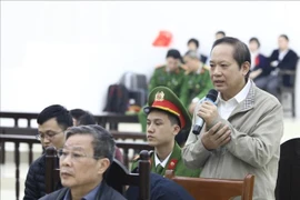 Mobifone收购AVG案：被告人张明俊承认“签发第236号决定是我的错”