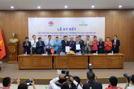 兴盛集团出资赞助VFF支付朴恒绪教练薪水