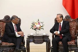 越南政府副总理张和平会见新加坡首席大法官