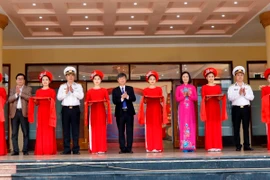 越南海洋岛屿：激发干部、党员和人民爱祖国海洋岛屿的感情