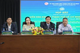 胡志明市力争建设成为地区和国际金融中心
