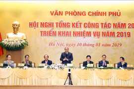 阮春福：政府办公厅应朝着“无纸化”办公室方向推进电子政务建设