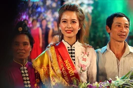 2019年奠边省羊蹄甲花小姐冠军出炉 傣族佳丽摘得桂冠