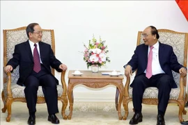 越南政府总理阮春福会见广西壮族自治区党委书记鹿心社