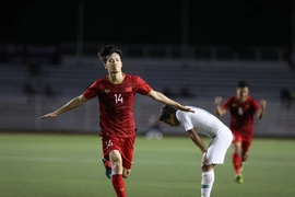 越南队2-1逆转战胜印尼队保持B组头名