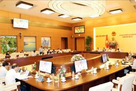 国会常委会对《企业法》（修正案）和《投资法》（修正案）提出意见