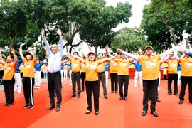 越南卫生健康计划正式启动：1万步改变生活
