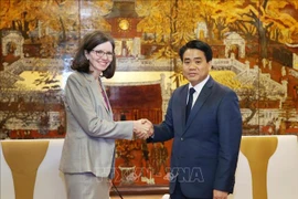 越南河内与加拿大加强多个领域的合作