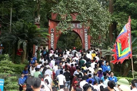 2019年雄王祭祖日与雄王庙会：富寿省接待游客量超过700万人次