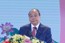 阮春福启动“2021-2025年全国携手推进新农村建设”竞赛活动