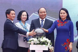 阮春福总理：保护妇女儿童的生命权、健康权和身体权