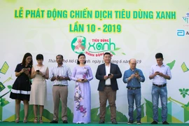 胡志明市举行多项活动 积极响应绿色消费计划10周年