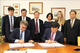 越南与意大利加强反腐败领域的合作力度