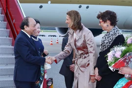 政府总理阮春福赴奥斯陆 开始挪威访问之行