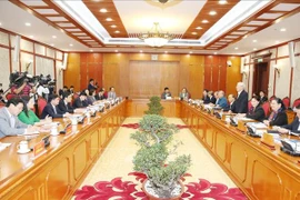 越共中央总书记阮富仲:大力整治在党内搞团团伙伙、跑官要官现象
