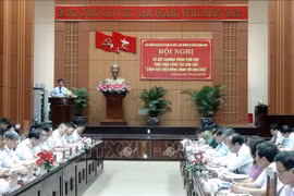 越南海警助力渔民靠海谋生