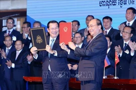 越南与柬埔寨发表联合声明